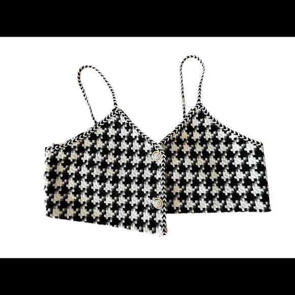 Chic Black & White Houndstooth Crop Top - Picture 1 of 4